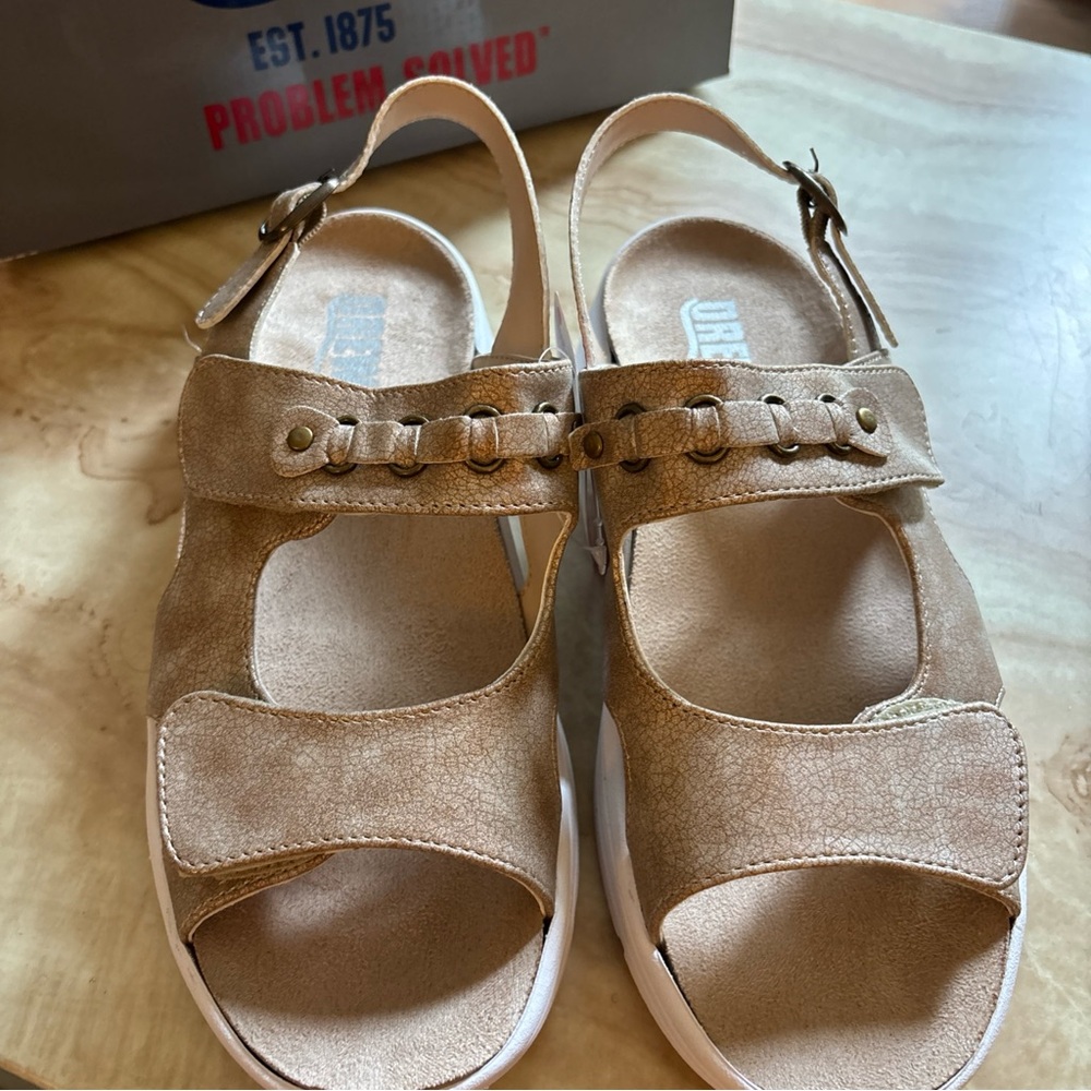 DREW Selina Tan Sandals Comfort Adjustable Vegan extra wide size 7 NEW